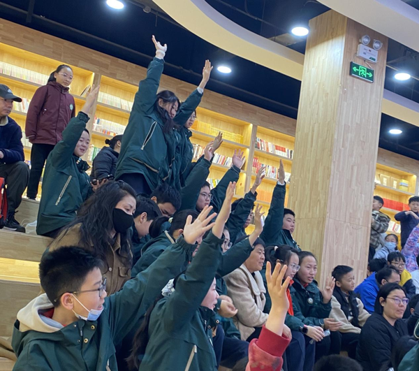 气象科普进社区,志愿精神暖人心 (1) 气象科普进社区,志愿精神暖人心 (1)